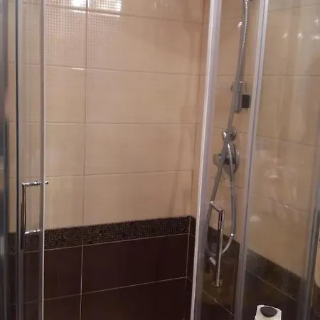 Hotel Food Service *